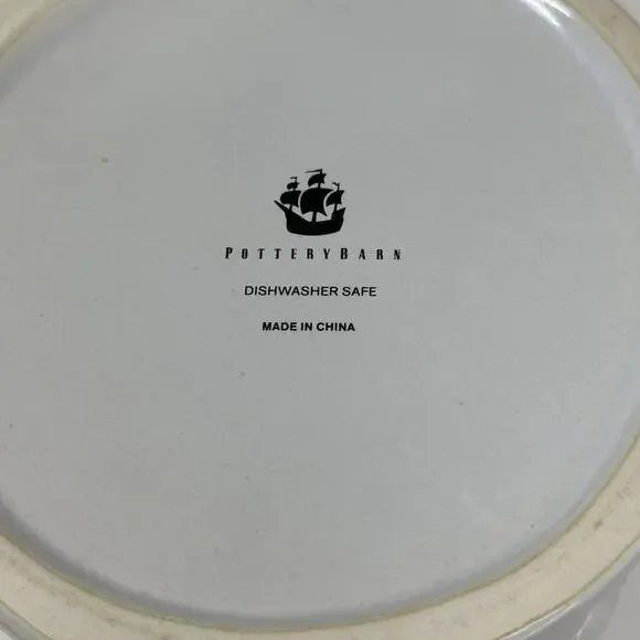 Pottery Barn Enchanted Stacked Skull Totem Utensil Holder - RARE - Picture 6 of 6